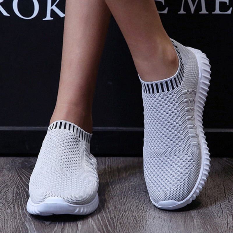 Women Slip-on Breathable Mesh Flats Shoes