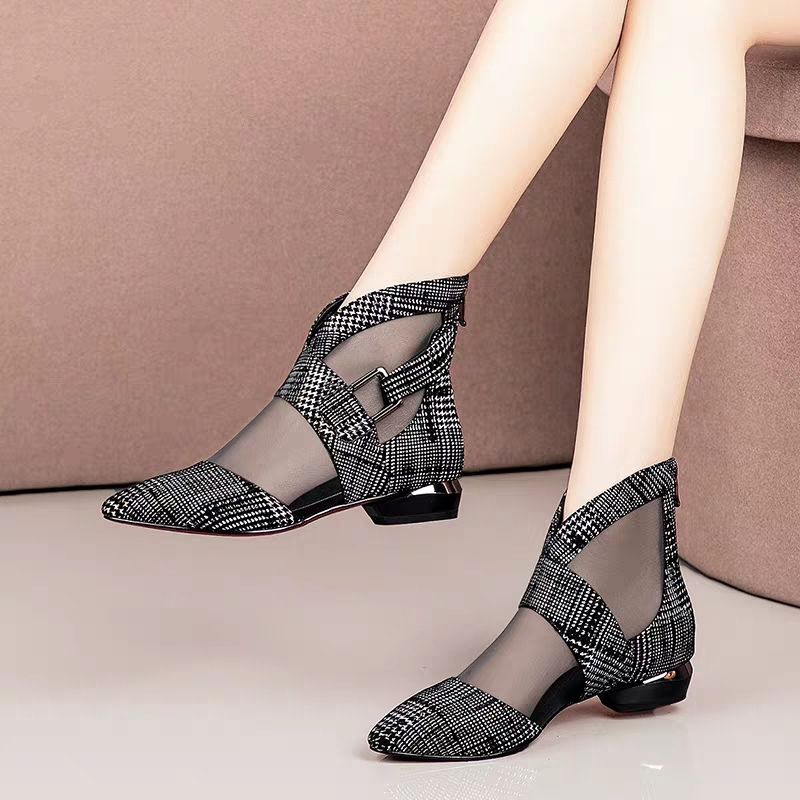 Low-heeled Women's Pointed Toe shoe