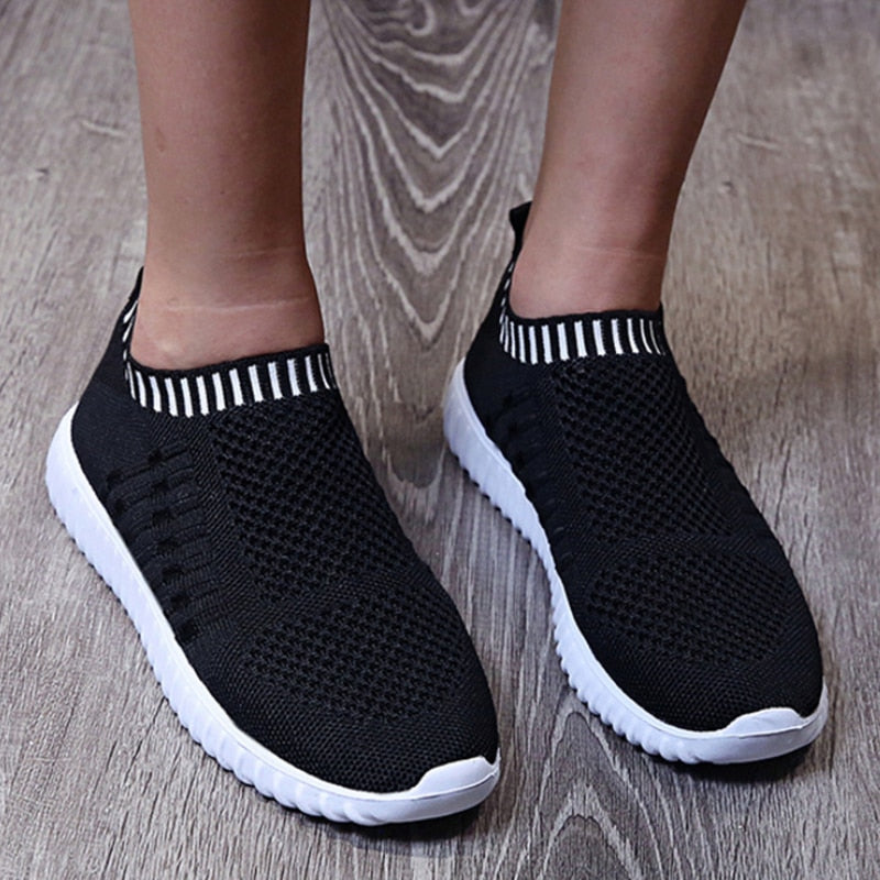 Women Slip-on Breathable Mesh Flats Shoes