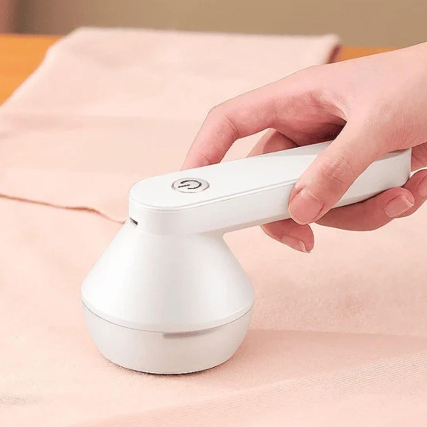 Electric lint remover